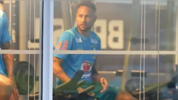 A situação de Neymar preocupa a CBF às vésperas da Copa do Mundo.