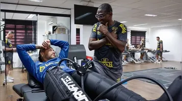 Neymar se prepara para a Copa do Mundo 2026, mas sua presença no Santos é incerta