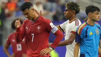 Cristiano Ronaldo se despede das Copas em emocionante partida.