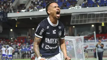 Yago Pikachu revela os desafios do Remo: desgaste físico e a pressão por vitórias.