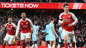 Arsenal conquista a Premier League depois de 20 anos.