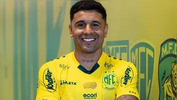 Clube do Remo monitora o mercado e demonstra interesse na contratação do atacante paraguaio Antonio Galeano.