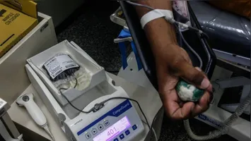 IHEBE mobiliza voluntários para reforçar os estoques e atender paciente internado no Hospital Saúde da Mulher.