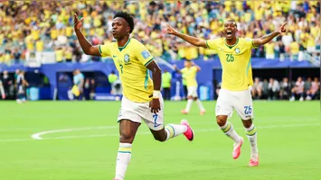A CBF reclama à FIFA da arbitragem na Copa do Mundo.