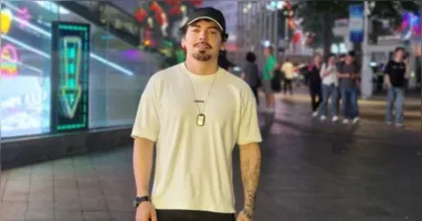 Bruno Mafra em registro publicado nas redes sociais durante viagem pela China, enquanto aguarda o julgamento de seu recurso na Justiça do Pará.