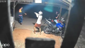 O suspeito foi agressivo no início, mas se atrapalhou no final