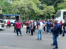 Motoristas na Avenida Almirante Barroso,