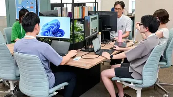 Servidores do Japão agora podem usar shorts no trabalho; descubra as reações dessa mudança e suas implicações sociais e climáticas.