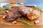 Receitas na air fryer permitem preparar carnes e acompanhamentos de forma prática, com menos óleo e mais rapidez no dia a dia.