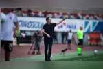 Léo Condé criticou a atuação do Remo e classificou a arbitragem como "confusa" após a derrota por 2 a 1 para o Athletico-PR no Mangueirão.