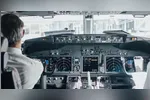 O piloto revelou medo para o controlador de voo diante das luzes