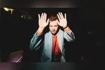 Harry Styles cancelou o show desta terça-feira (21), em São Paulo, por problemas de saúde.