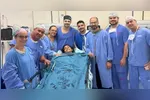 Já se passaram quase cinco meses desde que ela recebeu uma única aplicação de polilaminina, procedimento que marcou uma nova etapa em sua recuperação.