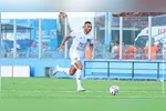 Luciano Taboca entrou com muita agressividade pelo lado esquerdo e pisando na área, principalmente nas bolas paradas, quando marcou o gol