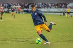 Radsley em ação pelo Retrô