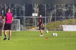 Zé Ivaldo durante treinamento do Remo na intertemporada antes de retorno à Série A
