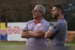 Após vitória do Náutico, Hélio dos Anjos critica protestos da torcida.