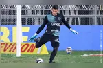 Desfalque no Paysandu: goleiro Gabriel Mesquita em protocolo de concussão.