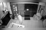 Câmeras de monitoramento registraram ação do suspeito