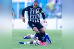 Atacante da Inter de Limeira critica estrutura do Estádio Curuzu após vitória sobre o Paysandu na Série C do Campeonato Brasileiro.