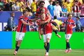 Noruegueses comemoram triunfo que tirou do Brasil o sonho do Hexa