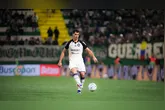 Vitor Bueno brilha em retorno ao Remo com assistência e vitória.