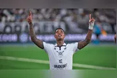 Aelf Manga marcou o gol do empate que deu moral para a virada azulina