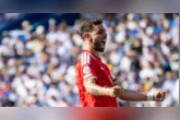 Bruno Fernandes faz história na Premier League, distribui assistência recorde e ainda marca na vitória do Manchester United sobre o Brighton.
