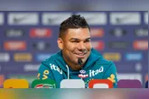 Casemiro com desempenho abaixo do esperado? Entenda os números que preocupam a Seleção Brasileira após empate com o Marrocos.