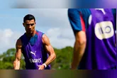 Aos 41 anos, Cristiano Ronaldo ainda persegue o milésimo gol da carreira, faltando apenas 27 para alcançar a histórica cifra.