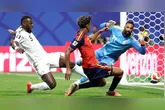 Lamine Yamal, de 18 anos, fez história e marcou seu primeiro gol em mundiais.