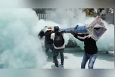 Professores mantêm protestos no centro da Cidade do México enquanto governo tenta negociar acordo a poucos dias da abertura da Copa do Mundo de 2026.