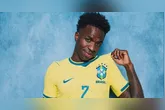 Vini Jr. comemora gol diante do Haiti e vira destaque entre os torcedores nas redes sociais.