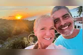 Xuxa falou sobre casamento, menopausa e vida íntima em entrevista à revista Quem.