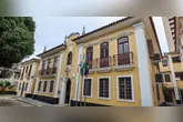 O processo de seleção será composto por três etapas: inscrição, análise documental e curricular e entrevista pessoal.