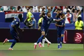 Imagem ilustrativa da notícia Após tempestade, Mbappé confirma França na 2ª fase da Copa
