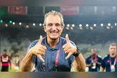 Presidente do Flamengo, Luiz Eduardo Baptista, e Libra resolvem impasse e garantem até R$ 35 milhões a mais por temporada