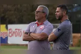 Após vitória do Náutico, Hélio dos Anjos critica protestos da torcida.