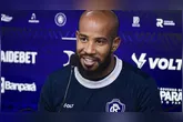Antes pouco utilizado, o volante Patrick se tornou peça-chave no Remo e ganhou elogios públicos do treinador