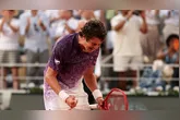 João Fonseca faz história ao derrotar Djokovic em Roland Garros.