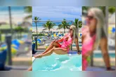 Cristianne Rodriguez, de 52 anos exibiu o físico musculoso em fotos que mostram o corpo escultural de frente e de costas nas redes sociais.