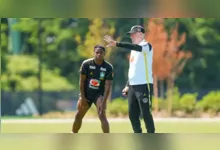 Estatísticas indicam que a baixa participação defensiva de Endrick pode explicar a cautela de Carlo Ancelotti na Seleção Brasileira.