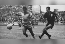 A estreia da camisa mais temida da história
