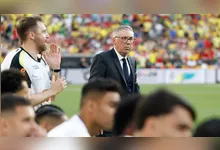 Ancelotti terá mais uma "dor de cabeça" para montar o time para enfrentar a Escócia.