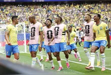 Em um jogo emocionante, Brasil vence Japão por 2 a 1 e classifica para as oitavas da Copa.
