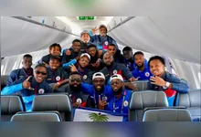 Jogadores da seleção haitiana em viagem para o mundial disputado na América do Norte