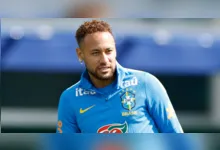 Neymar fará uma nova ressonância magnética na segunda-feira, exame que poderá indicar quando ele voltará a treinar com o restante do grupo da Seleção Brasileira.
