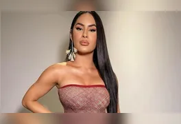 Após mais de uma década como o maior símbolo de beleza do boi vermelho, ex-BBB anunciou despedida emocionante na última noite do festival.