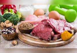 Estudos mostram que diversificar o cardápio com opções vegetais fortalece a imunidade e previne o desenvolvimento de tumores colorretais.