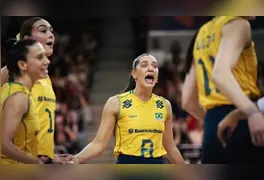 Seleção feminina abre a terceira semana da VNL com vitória em Osaka e fica muito perto da classificação para a fase final.